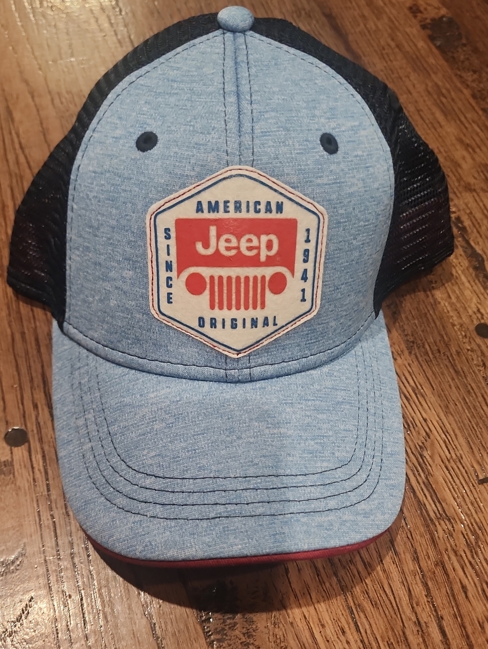 Jeep Men's Light Blue and Black Trucker Hat with Red Logo Patch